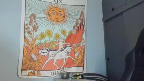 Snapshot of sallymaddoxx chatting on 10-31-25, 05:08 sallymaddoxx online show from 10-31-25, 05:08