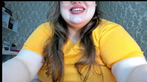 Snapshot of salma_queen chatting on 10-29-25, 08:54 SalmaRoth online show from 10-29-25, 08:54