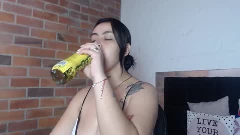   online show from 11-26-25, 01:23