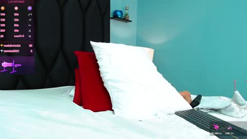 Snapshot of salome_adams1 chatting on 01-27-25, 04:01 online show from 01-27-25, 04:01