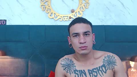 Snapshot of salome_daniel chatting on 10-16-25, 07:48 salome_daniel online show from 10-16-25, 07:48