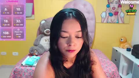Snapshot of salome_franco chatting on 02-16-25, 01:47 Sofii online show from 02-16-25, 01:47