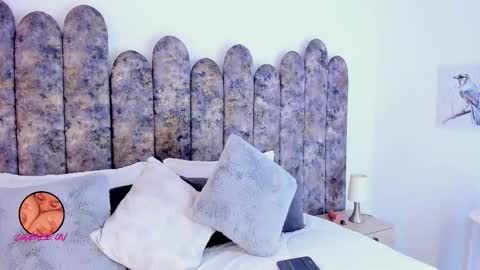 Salome online show from 10-10-25, 03:11