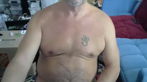 Snapshot of saltydogg chatting on 11-23-25, 07:13 Saltyy online show from 11-23-25, 07:13