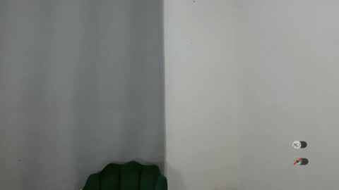 Salva online show from 10-18-25, 12:24