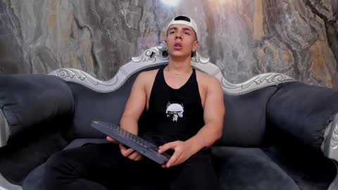 SALVATORE online show from 01-08-25, 05:37