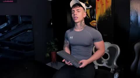 SALVATORE online show from 09-21-25, 02:24