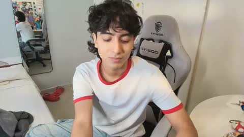 salvatore_montt online show from 12-02-25, 07:09