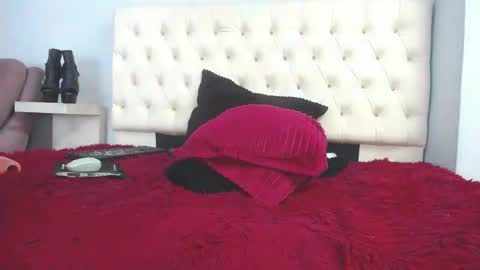 saly moon online show from 03-03-25, 10:52