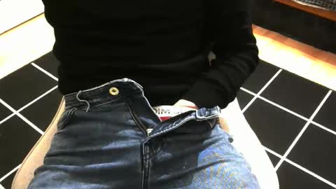 Snapshot of sam4845 chatting on 12-29-24, 09:30 sam4845 online show from 12-29-24, 09:30