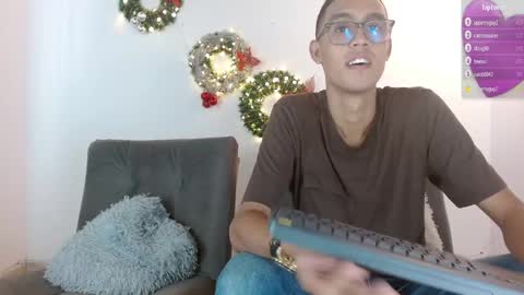 SAM AND BRENDA online show from 01-02-25, 06:23