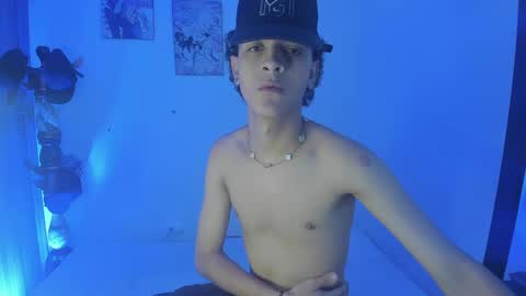 Snapshot of sam__cute chatting on 01-09-25, 10:20 sam__cute online show from 01-09-25, 10:20