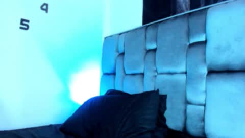 Snapshot of sam_knight_ chatting on 01-06-26, 12:31 SAM online show from 01-06-26, 12:31