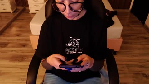 SAM MANSON online show from 09-29-25, 01:05