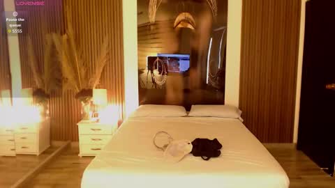 SAM MANSON online show from 11-20-25, 03:23