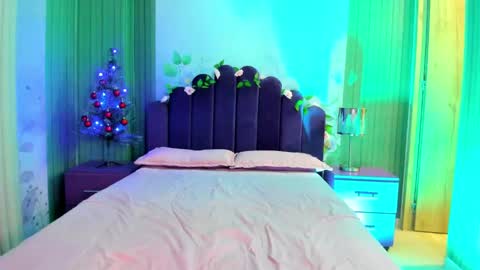 sam_naughty18 online show from 12-06-24, 04:28