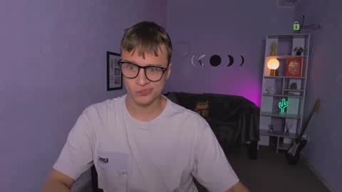 Snapshot of sam_nexor chatting on 10-16-25, 05:41 Sam online show from 10-16-25, 05:41