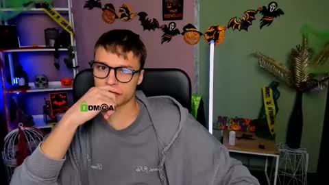 Snapshot of sam_nexor chatting on 11-03-25, 08:10 Sam online show from 11-03-25, 08:10