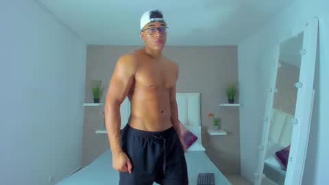 sam_rouge online show from 02-24-25, 05:53