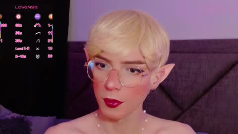 Snapshot of sam_russo chatting on 10-21-25, 06:47 Sam online show from 10-21-25, 06:47