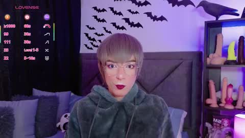 Snapshot of sam_russo chatting on 10-26-25, 06:30 Sam online show from 10-26-25, 06:30