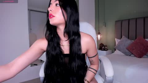 Snapshot of samaantharey chatting on 01-17-25, 12:10 Samantha online show from 01-17-25, 12:10