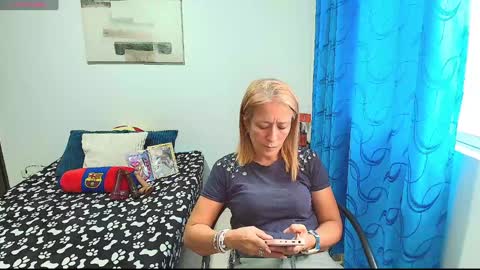Samanta Stone online show from 01-24-25, 09:47