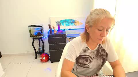 Samanta Stone online show from 10-20-25, 06:52