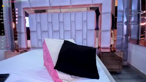 S A M A N T A   online show from 12-13-24, 09:24