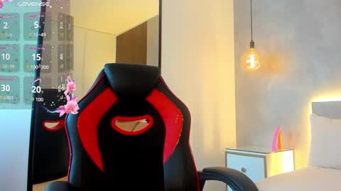 S A M A N T H A online show from 10-28-25, 02:26