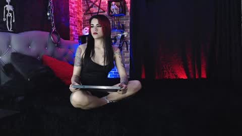 Samantha and Victor online show from 01-24-25, 09:05