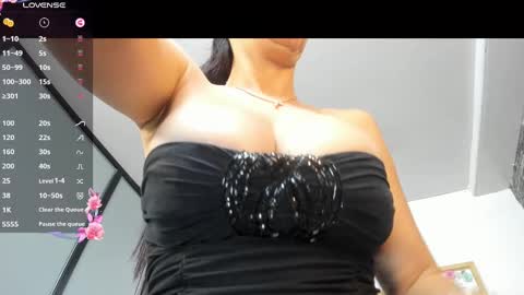 Snapshot of samantha_milfs chatting on 09-18-25, 11:01 samantha_milfs online show from 09-18-25, 11:01