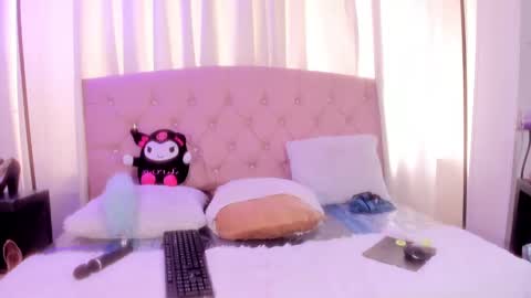 Snapshot of samantha_spike_ chatting on 09-27-25, 02:11 Samantha Spike online show from 09-27-25, 02:11