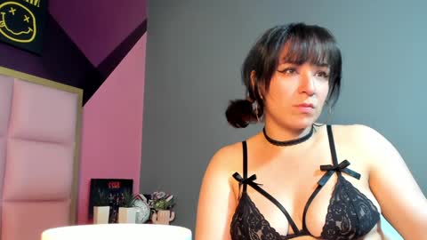 Samantha Anderson online show from 01-29-25, 01:37
