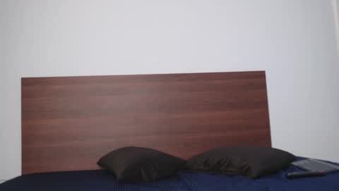 Snapshot of samanthaawellss chatting on 11-18-25, 06:45 samanthaawellss online show from 11-18-25, 06:45