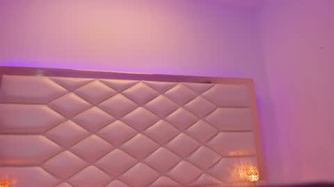 Snapshot of samanthaevans4 chatting on 12-31-24, 01:47 Sweet Samantha online show from 12-31-24, 01:47