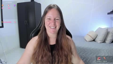 Samantha samy online show from 10-18-25, 10:54