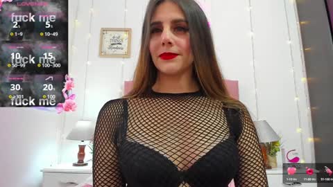 Snapshot of samanthamillher1 chatting on 12-09-24, 02:06 Samy online show from 12-09-24, 02:06