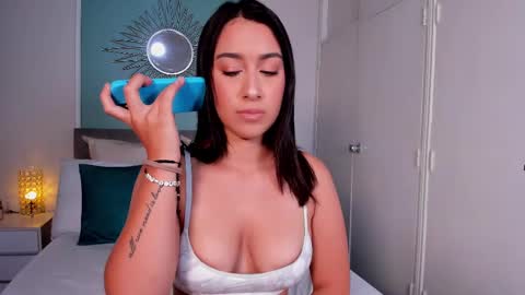 Samantha online show from 01-24-25, 11:56