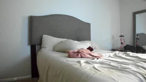 Snapshot of samatha1998 chatting on 10-09-25, 10:24 Yaya online show from 10-09-25, 10:24