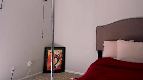 Snapshot of samatha1998 chatting on 10-15-25, 07:14 Yaya online show from 10-15-25, 07:14