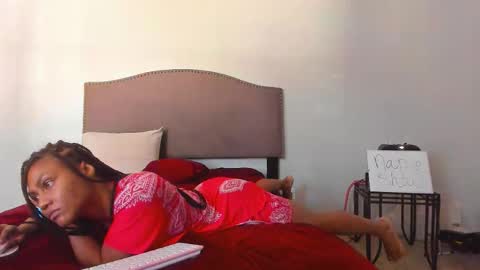 Snapshot of samatha1998 chatting on 11-10-25, 04:06 Yaya online show from 11-10-25, 04:06