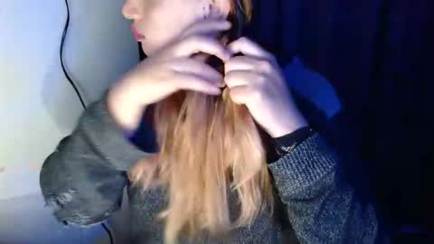 samatha_squirts online show from 09-25-25, 10:30