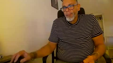 Snapshot of samcool67 chatting on 02-23-26, 02:09 Sam online show from 02-23-26, 02:09