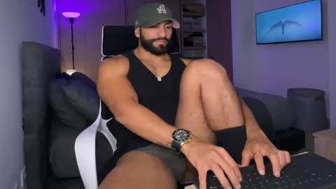 Snapshot of samdornan chatting on 01-23-25, 03:54 Sam Dornan online show from 01-23-25, 03:54