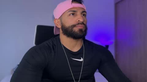 Snapshot of samdornan chatting on 02-04-25, 10:13 Sam Dornan online show from 02-04-25, 10:13