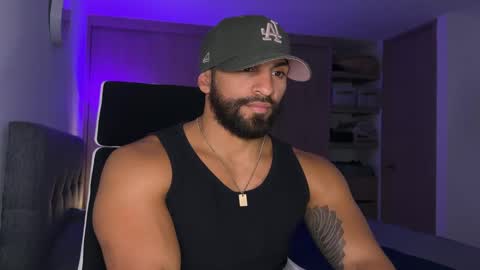 Snapshot of samdornan chatting on 02-11-25, 10:18 Sam Dornan online show from 02-11-25, 10:18