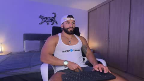 Snapshot of samdornan chatting on 02-17-25, 03:42 Sam Dornan online show from 02-17-25, 03:42