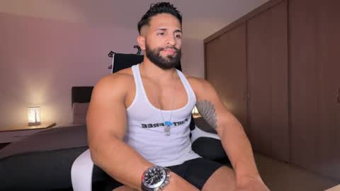 Snapshot of samdornan chatting on 03-09-25, 11:56 Sam Dornan online show from 03-09-25, 11:56