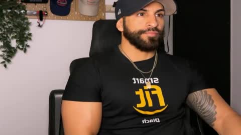 Snapshot of samdornan chatting on 02-04-26, 12:38 Sam Dornan online show from 02-04-26, 12:38